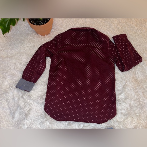 H&M Boys youth size 9-10 long sleeve with white dotted spots. - Picture 7 of 7